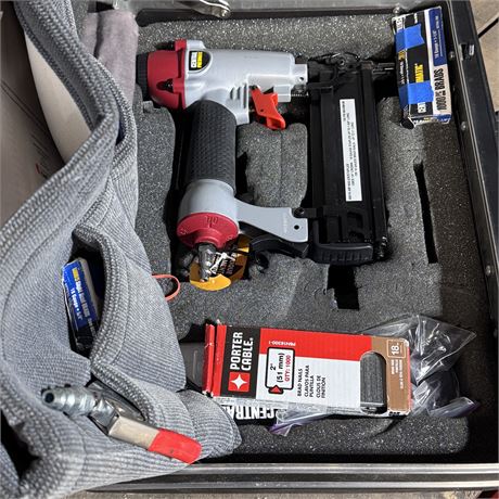 18 Gauge Brad Nail Gun KIT - LIKE NEW!!