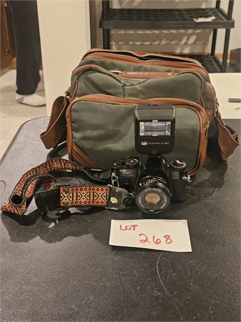 Sear KS Super SLR 35MM Camera With 50MM Lens & Camera Case