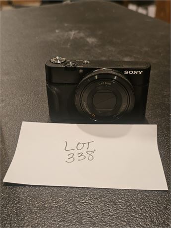 Sony AVCHD 20.2 Megapixel Camera