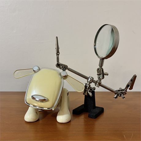 "Helping Hands" Tool and Hasbro iRobot Dog