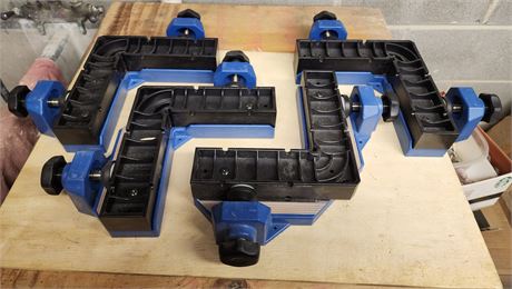 4- Rockler Clamp-it Assembly Squares