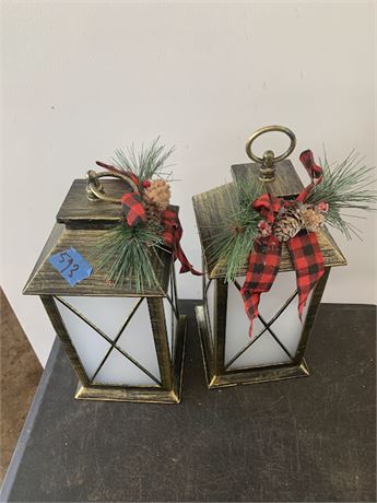 Set Of 2 Christmas Battery Operated Light Up Lanterns With Buffalo Checked Bows