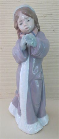 Lladro "A Christmas Song" Figurine
