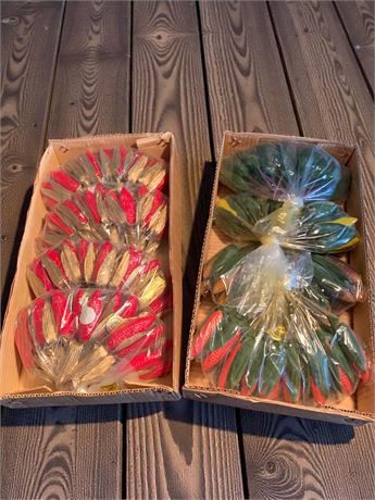 Inarco Decorative Corn Cob Bundles - 8 Boxes (Multiple Colors/2 Styles)