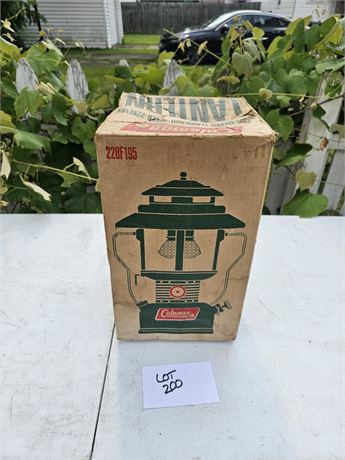 Coleman 228 Lantern In Box