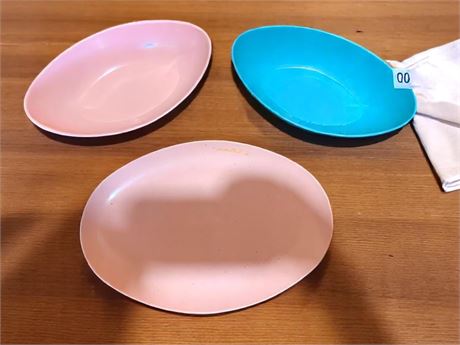 Vintage Pastel Colored Melamine Serving Dish Lot - Spaulding Ware, Melmac