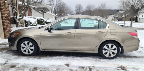 2008 Honda Accord 4DR EX-L : 129K Miles - Well Maintained with Service Records -