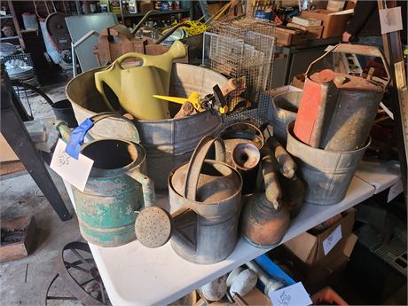 Nice Lot of Vintage Outdoor Lawn & Garden - Galvanized Buckets/Water Cans & More