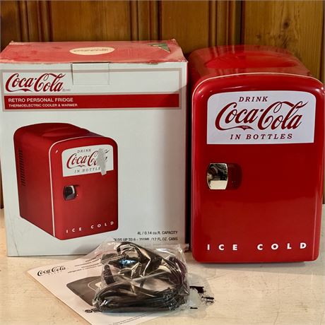 Fun Coca-Cola Retro Style Personal Fridge