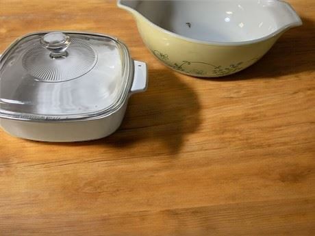 Corningware Bakeware and Pyrex Mixing Bowl Set of 2