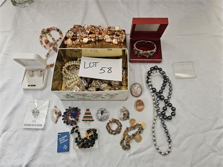 Mixed Costume Jewelry Lot: Rhinestone/Charm Bracelet/Earrings & More