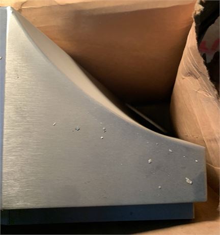 Broan 3-Speed Dual Blower Range/Stove Hood