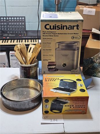 Mixed Kitchen Lot: Pizzelle & Cookie Maker / Cuisinart Ice Cream Maker & More