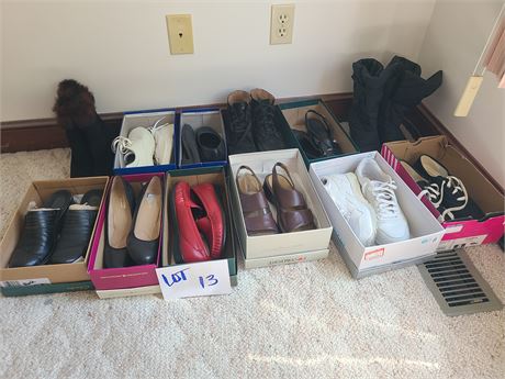 Ladies Mixed Shoe Lot : Naturalizers / Clarks & Much More