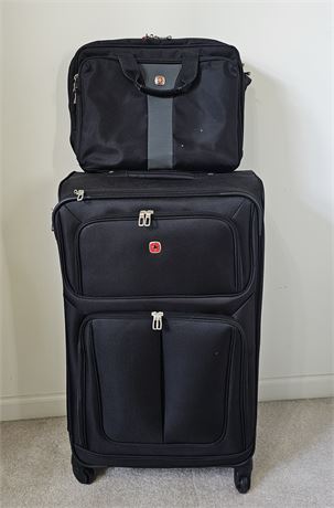*Like New * Swiss Gear Suitcase and Laptop Bag