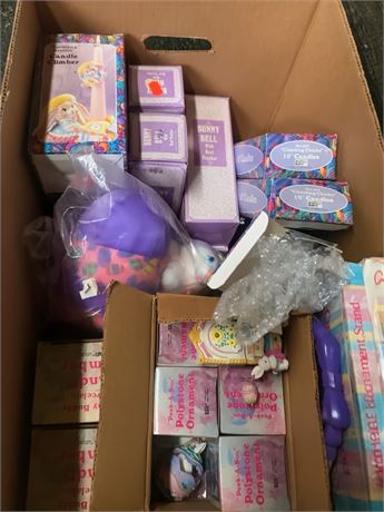 Vintage Easter Candle Climber & Polystone Ornament Lot