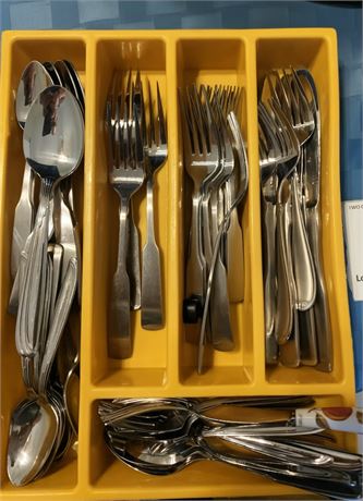 Stainless Steel Forks & Spoons In Yellow Cutlery Organizer