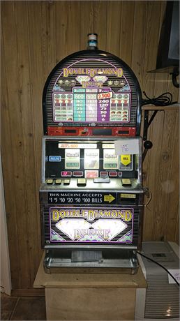 Double Diamond Slot Machine