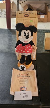 Disney "Minnie" Wood Sculpt Series Plush & Wood Figure With Display Stand & Box