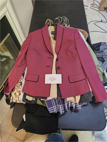 Ladies Mixed Clothes Lot - Style / Designer & Season May Vary