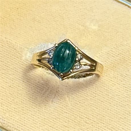 14k Gold Diamond and Emerald Cabochon Ring - Size 8 - 3.14g
