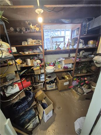 Large Closet Cleanout