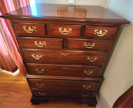 Pennsylvania House Chest of Drawers