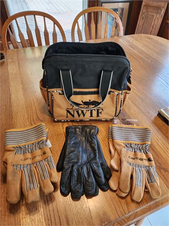 Carhartt Suede Work Gloves w/ NWTF Work Bag