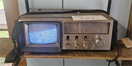 JC Penny B&W Portable AM/FM Radio/TV