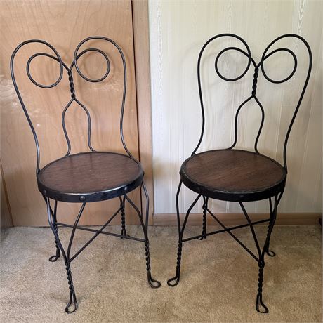 Antique Wrought Iron Ice Cream Parlor Style Chairs