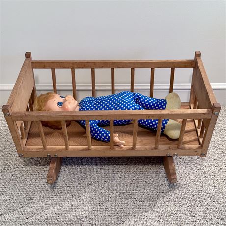 Vintage Doll Cradle - 25.5 x 13.5"