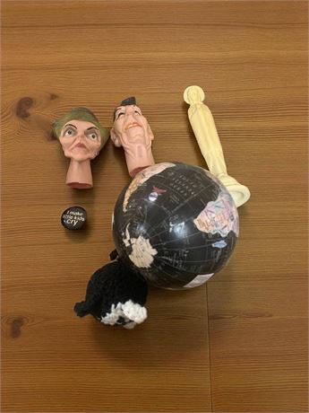 Ronald & Nancy Reagan Finger Puppets, Small Globe Plastic Praying Virgin Mary