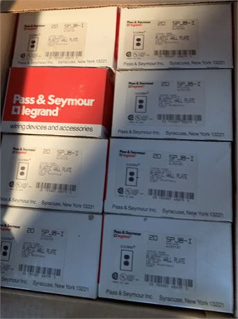 Model SPJ8 Pass & Seymour Plastic Wall Plate Lot - 1 Box