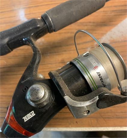 Zebco Eyeclaw Fishing Pole/Reel
