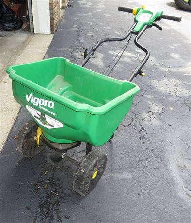 Vigoro Spreader