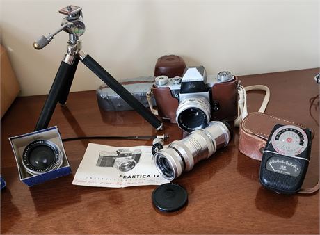 Praktica IV-Vintage Camera, Lens, Tripod & GE Light Exposure Meter