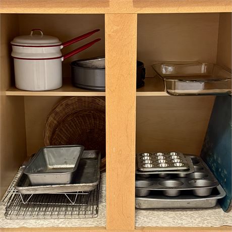 Cabinet Cleanout - Various Baking Pans and More!