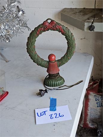 Cast Iron 1920's Hubley? Christmas Wreath Light