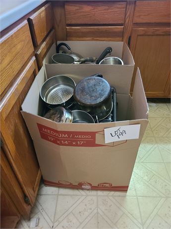 Large Lot of Mixed Pots & Pans - Revereware/WBS & Much More
