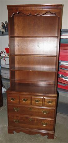 2 Piece Bachlers Chest With Shelf