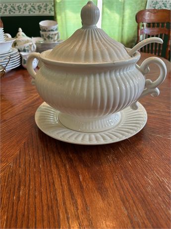 Vintage White covered punch bowl