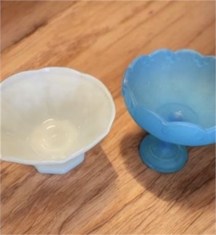 Vintage Anchor Hocking Grape Harvest Milk Glass Pedestal Bowl