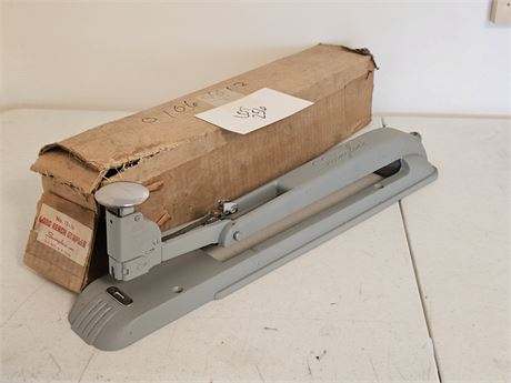 Swingline Heavy Duty #13-116 Stapler