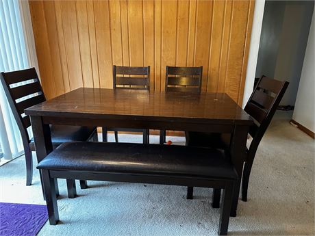 Dining Room Table, 4 chairs and Bench