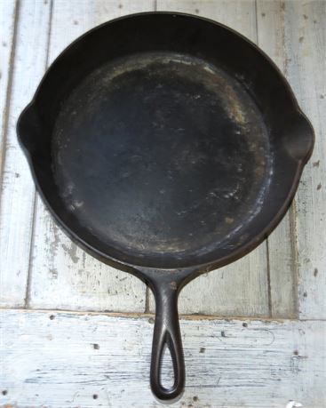 Erie #10 Cast Iron Skillet