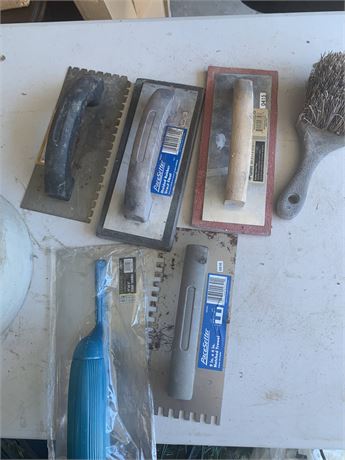Misc Tile Tools Lot