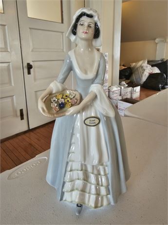 Royal Doulton Reflections "Sweet Violet" 1987 Figurine