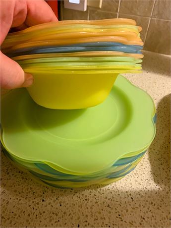 Colorful Plastic Flower Shaped Bowls W/Matching Utensils & Tumbler Glasses