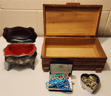 Costume Jewelry, Boxes