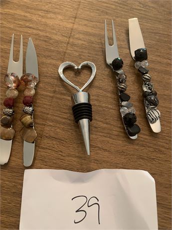 Heart Wine/Liquor Bottle Stopper & Beaded Cheese Knives